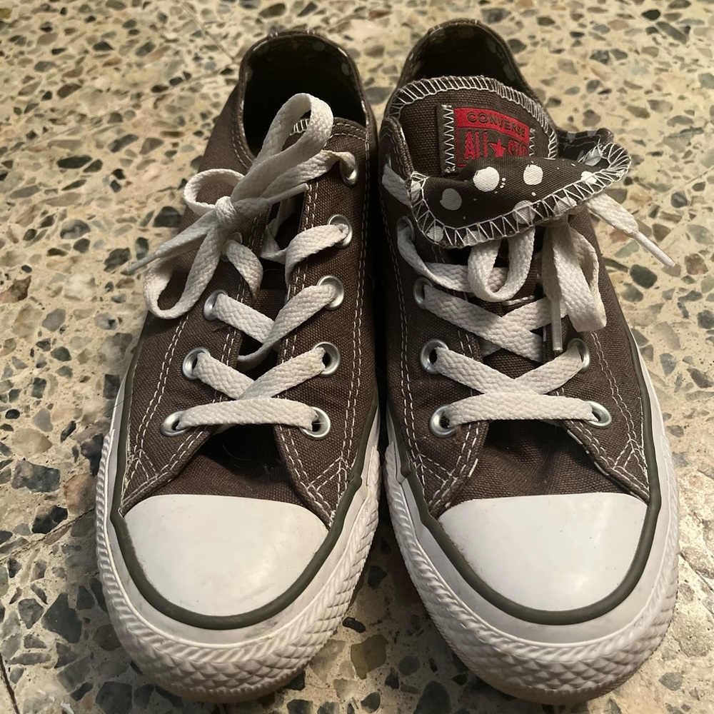 Converse gray sneakers.